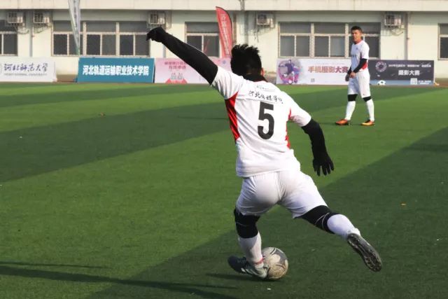 亚预赛-中国男篮客场不敌日本 胡金秋23+13