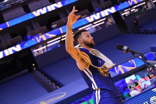 阿不都26+18新疆胜深圳 胡明轩14+7广东胜江苏